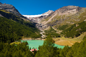 lago di montagna