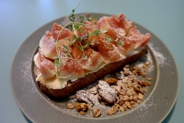 ham and cheese sandwich