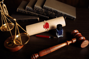 Judge`s gavel and law books. Law concept.