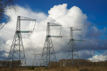 750 kV overhead high-voltage power transmission line
