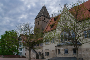 Obraz premium Germany the city of Ulm, the Tower of Metzerturm, which means “butcher’s tower”, is also known as the “leaning tower of Ulm”.