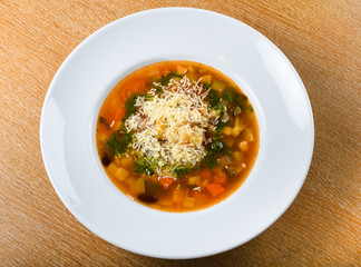 Minestrone is a thick soup of Italian origin made with vegetables, pasta and rice