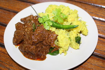 tapioca with beef masala 