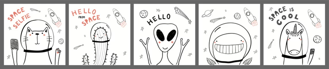 Outdoor kussens Verzameling van kaarten, posters met schattige grappige alien, dieren, cactusastronauten, raket, planeten, ruimtecitaten. Hand getekend kinderachtig vectorillustratie. Lijntekening. Ontwerpconcept voor kinderen afdrukken. © Maria Skrigan