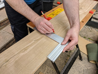 measure and cut laminate flooring set square