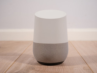 Smart home voice assistant speaker with bluetooth