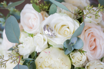 bouquet of white roses