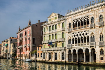 Fototapeta na wymiar venedig, italien - canal grande mit palazzo ca d oro