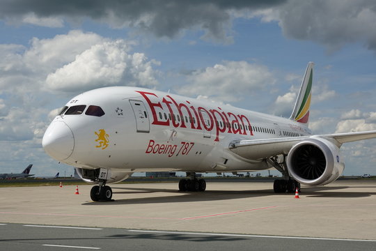 ethiopian b787 au parking