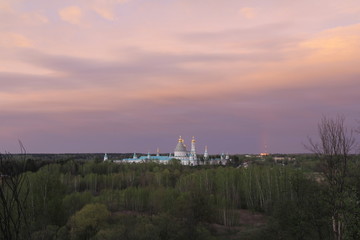 Fototapeta na wymiar Sunset is coming over the Novo-Jerusalem monastery in Moscow region