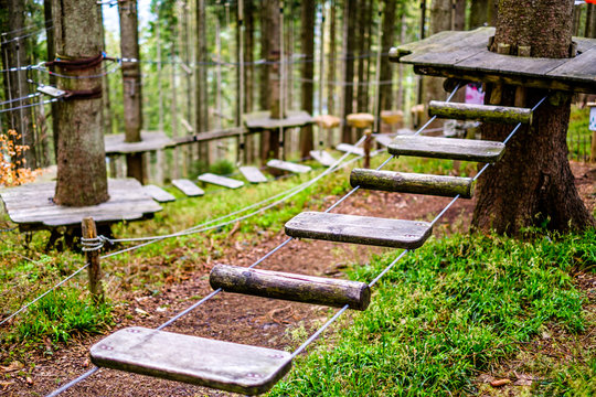typical climbing platform