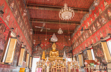 Fototapeta na wymiar The consecraed (consecrated) convocation hall of Wat Saket in Bangkok