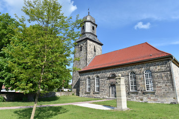 Fototapeta na wymiar Evangelische Kirche Obervellmar