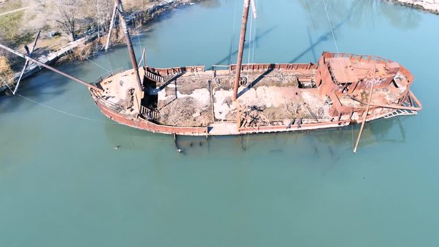 Drone shipwredk Jordan Harbour, St. Catharines
