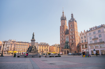 Fototapeta na wymiar Krakow Old Town with view of St. Mary's Basilica during sunrise