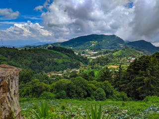 Vista desde El Pital hacia cordillera y Honduras