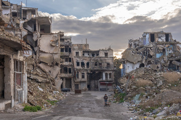 Civil War Damage in Aleppo, Syria - obrazy, fototapety, plakaty