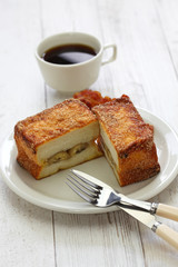 banana cinnamon french toast with bacon