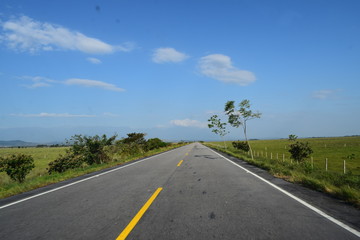 Obraz premium road to the sky