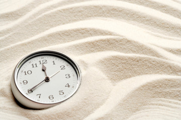Clock In White Sand Texture