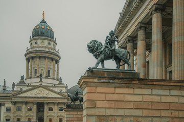 Obraz premium View of the city of Berlin from a window in the daytime, in winter