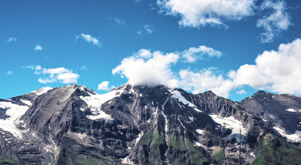 Berge Panorama blauer Himmerl als Hintergrund Banner