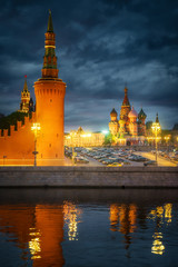 Obraz premium Moscow city, Russia. Kremlin and Red Square in the dusk