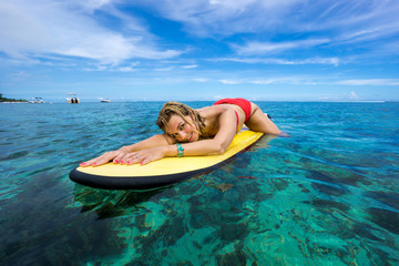 Fototapeta premium surf girl