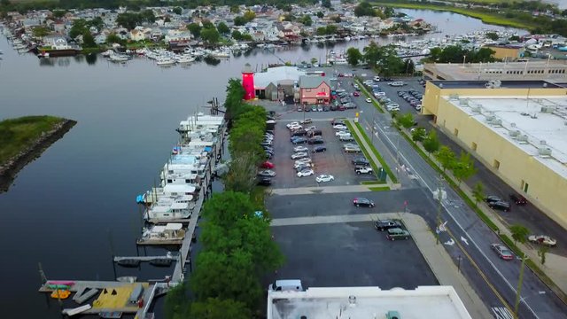Horizon Reveal of TGI Fridays and the Parking Lot