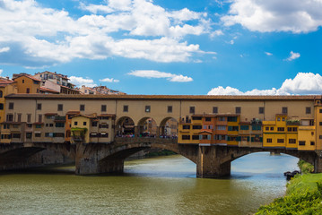 Fototapeta na wymiar Florencia old bridge italian tourism