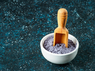 Blue butterfly powder in the white plate.