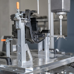 3D measuring device in a factory for the production of plastic castings for the automotive industry