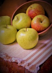 
apples