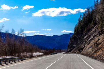 Naklejka premium road in the mountains