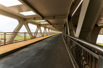 Bridge, pedestrians and non-motorized vehicle lanes