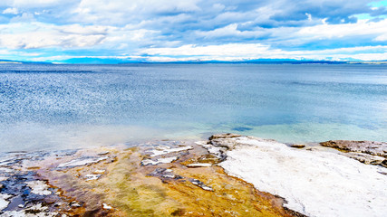 The shoreline of Yellowstone Lake at the West Thumb Geyser Basin in Yellowstone National Park, Wyoming, United States