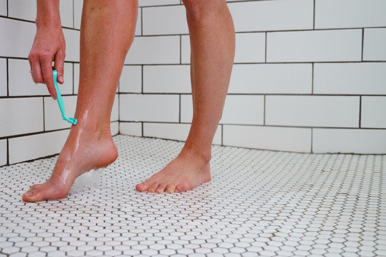 Shaving legs and slit in the shower