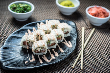 Sushi HOKU maki with salmon, prawns, cream cheese