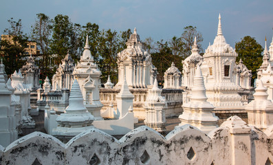 Fototapeta na wymiar Wat Suan Dok temple, located in Chiang Mai Province, Thailand