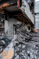 建築物件解体現場(許可済み且つ、既に存在しない物件です)　Demolition of...