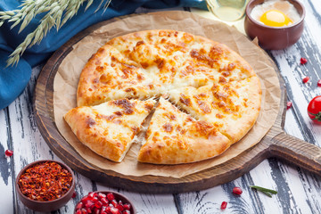 mingrelian khachapuri
