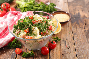 tabbouleh with semolina, tomato and parsley