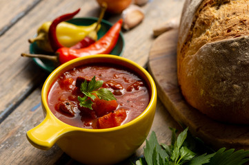 delicious food, cow meat dish, homemade, bread,  tasty, tomato sauce, meat and vegetables, dish, lunch, wooden, red, green, brown, soup, pepper