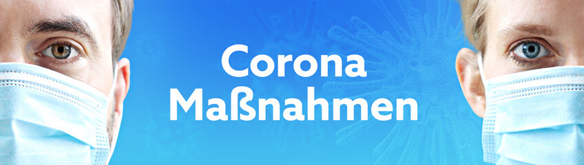 Corona-Maßnahmen. Gesichter von Mann und Frau mit Mundschutz. Paar mit Maske vor blauen Hintergrund mit Text. Virus, Atemmaske, Corona