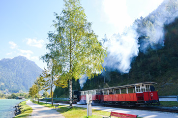 アッヘンゼー鉄道（アッヘン湖鉄道）の蒸気機関車　アッヘンゼー湖畔のゼーシュピッツ駅にて（オーストリア　チロル州）