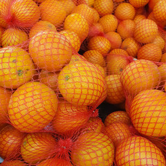 fresh ripe oranges in the market