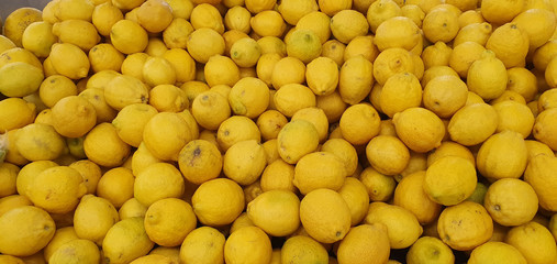 lemons for sale at market