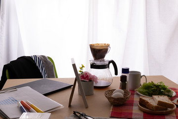 ビジネスマンの朝食