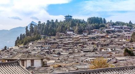 Obraz premium Aerial view of Lijiang ancient city
