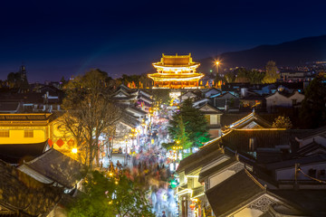 Chinese style building eaves and Diaolianghuadong
